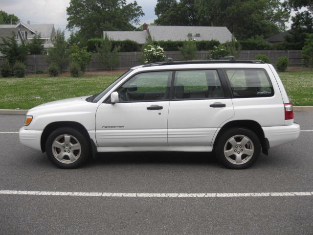 Subaru Forester 2002 photo 4