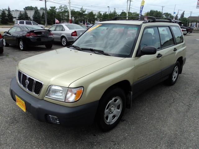 Subaru Forester 2002 photo 2