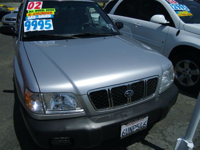 Subaru Forester 2002 photo 2