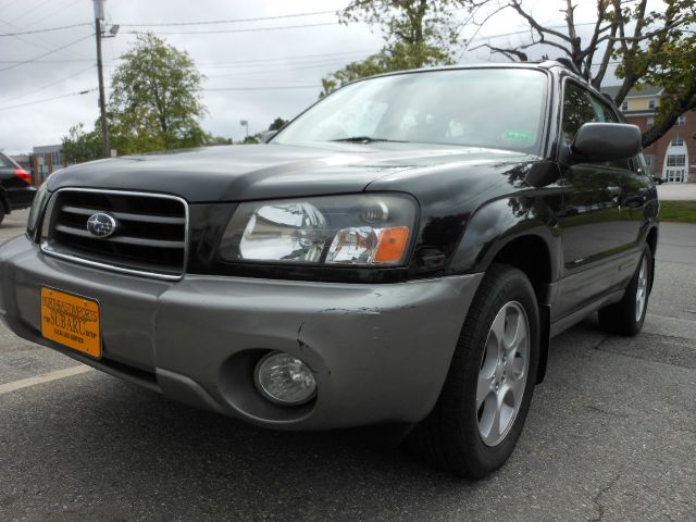 Subaru Forester 2003 photo 2