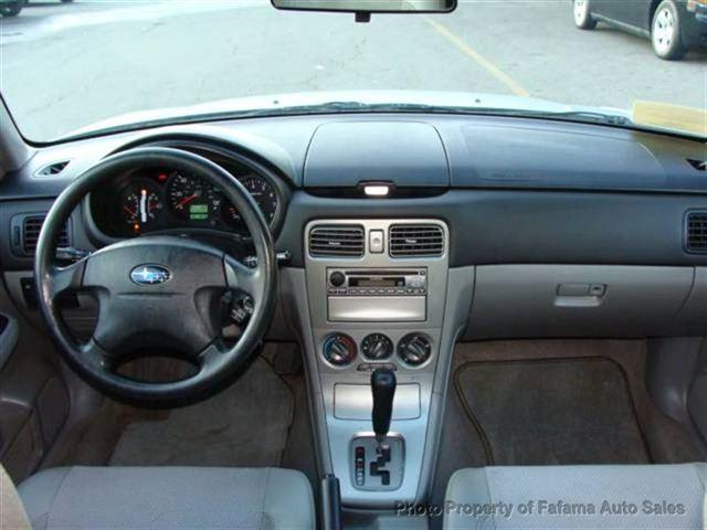 Subaru Forester 2003 photo 1