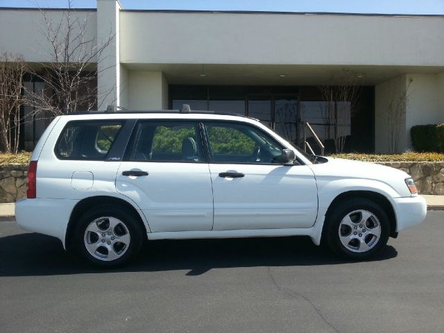 Subaru Forester 2003 photo 3