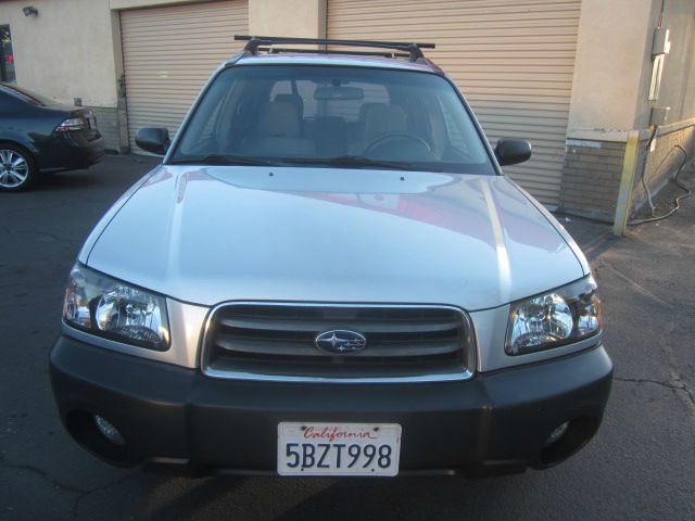 Subaru Forester 2003 photo 2