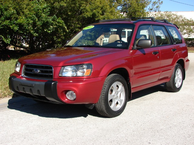 Subaru Forester 2003 photo 2