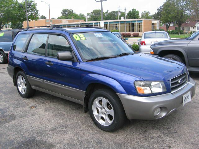 Subaru Forester 2003 photo 2