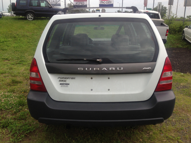 Subaru Forester 2003 photo 2