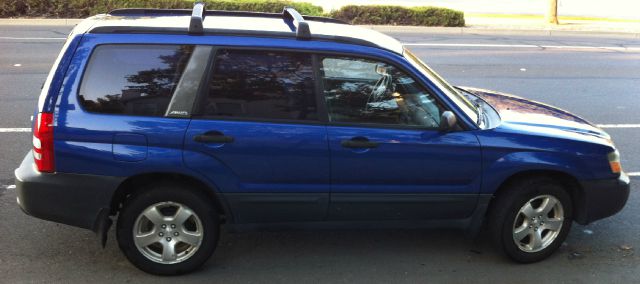 Subaru Forester 2003 photo 1