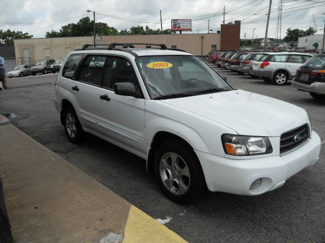 Subaru Forester 2003 photo 1