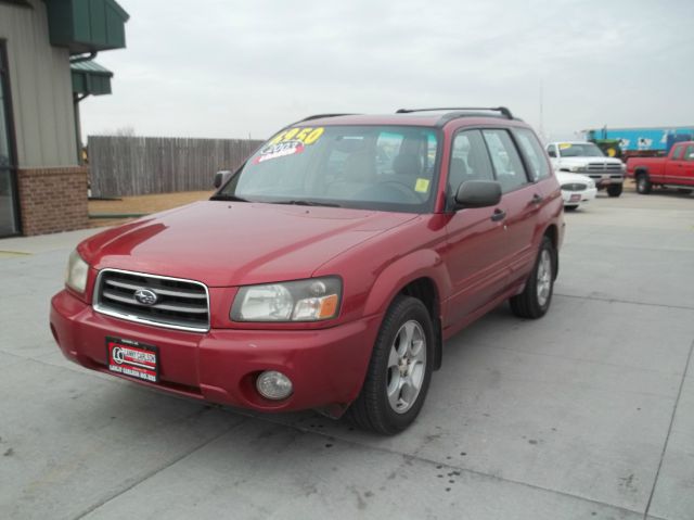 Subaru Forester 2003 photo 2