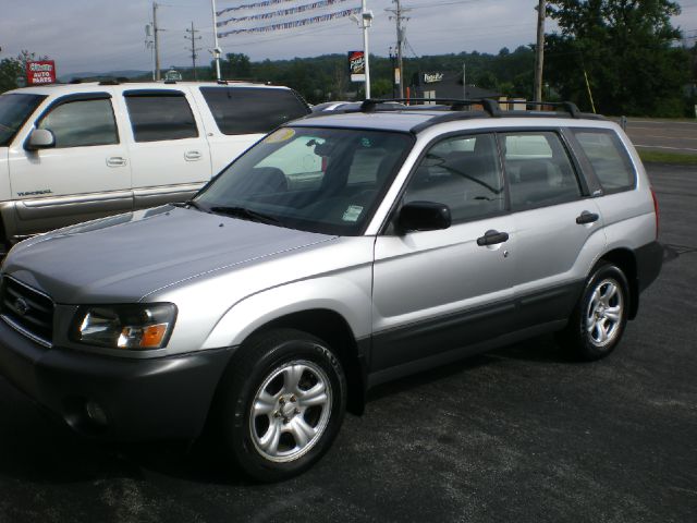 Subaru Forester 2004 photo 1