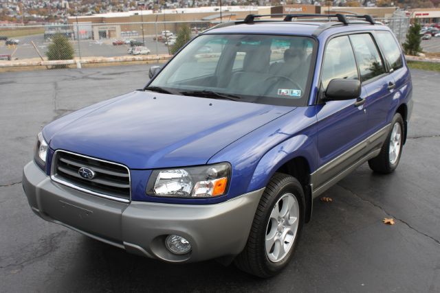 Subaru Forester 2004 photo 2