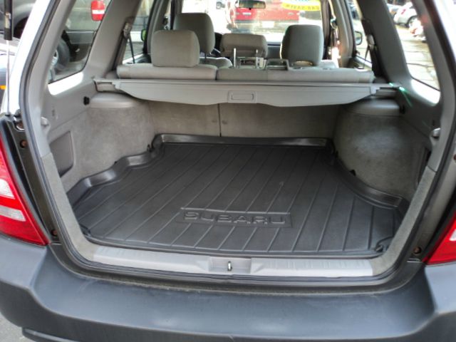 Subaru Forester 2004 photo 4