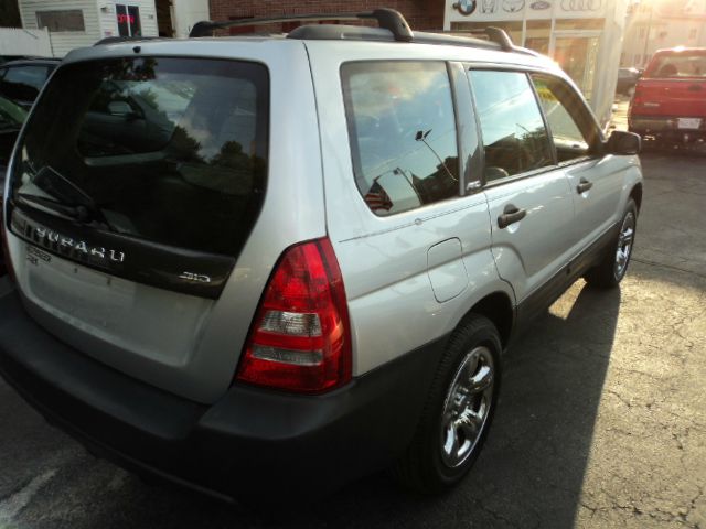 Subaru Forester 2004 photo 7