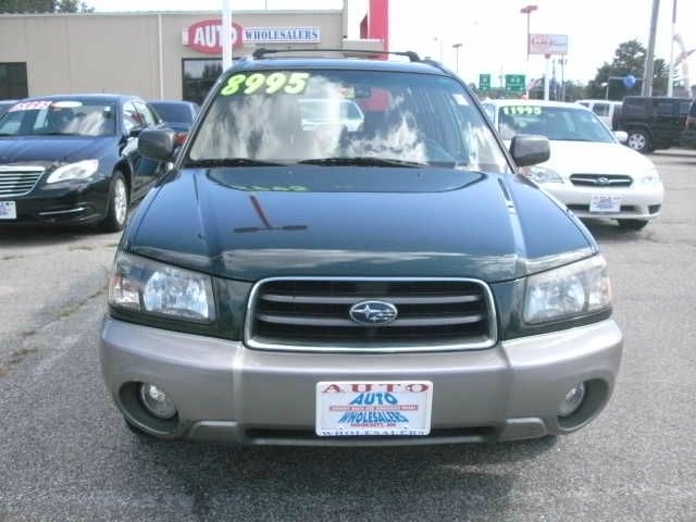 Subaru Forester 2004 photo 2