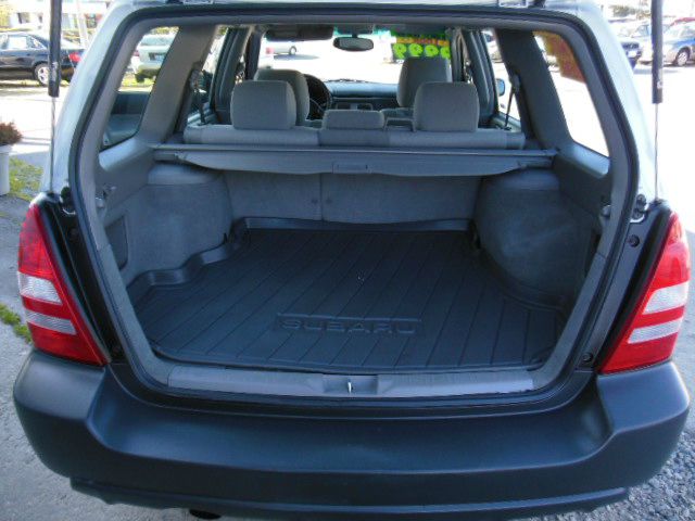 Subaru Forester 2004 photo 16