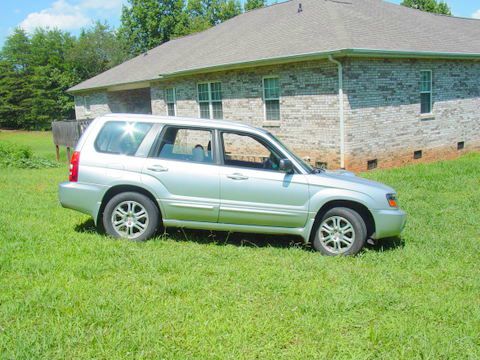 Subaru Forester 2004 photo 4