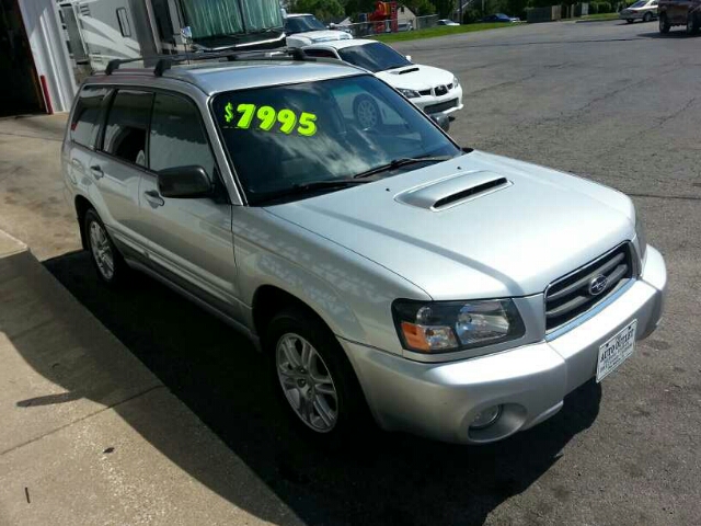 Subaru Forester 2004 photo 2