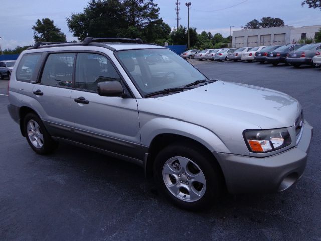 Subaru Forester 2004 photo 10