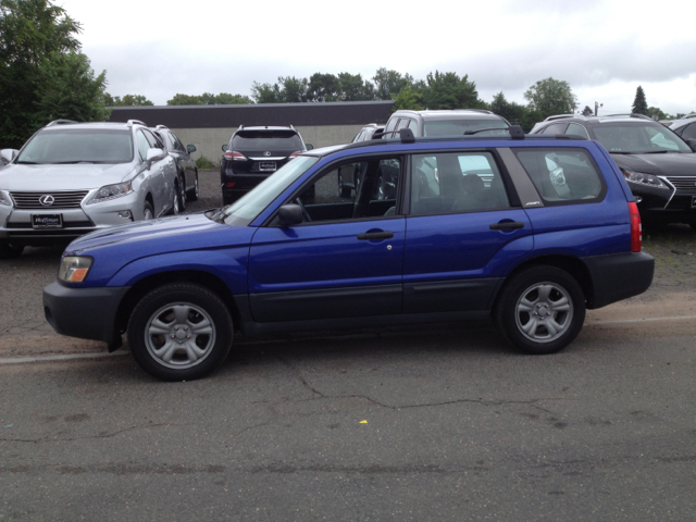 Subaru Forester 2004 photo 1