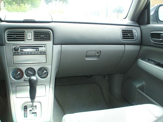 Subaru Forester 2004 photo 6