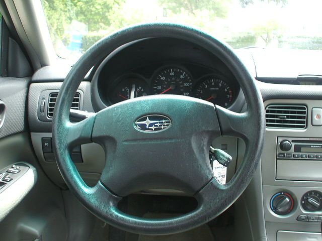 Subaru Forester 2004 photo 8