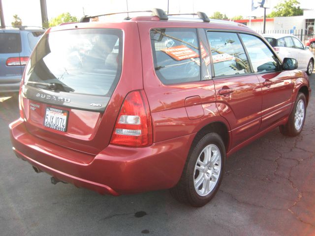 Subaru Forester 2004 photo 1