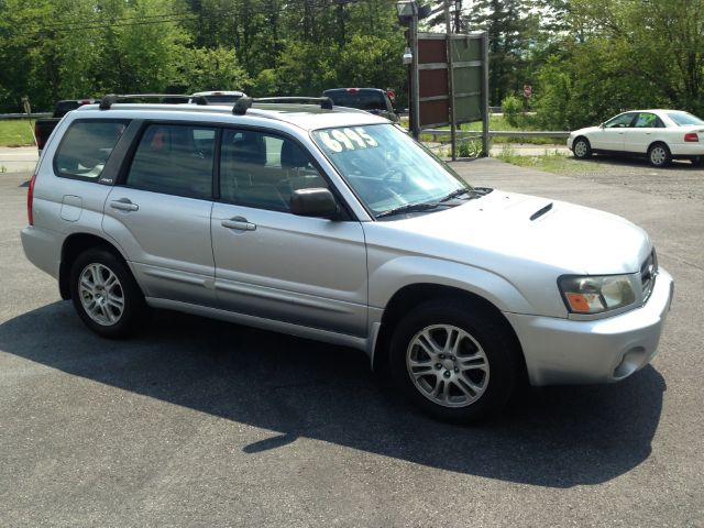 Subaru Forester 2004 photo 3