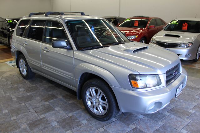 Subaru Forester 2004 photo 1