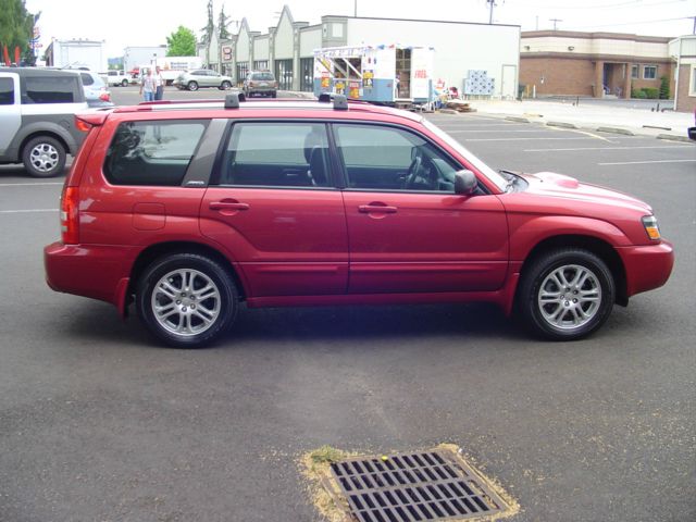 Subaru Forester 2004 photo 2