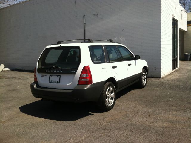 Subaru Forester 2004 photo 3