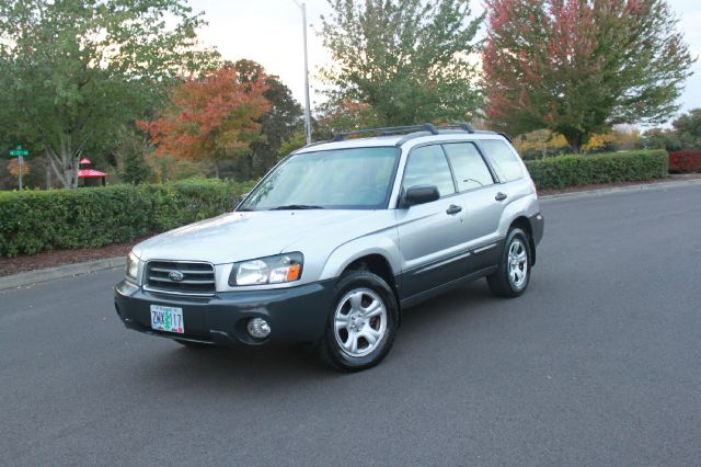 Subaru Forester 2004 photo 1