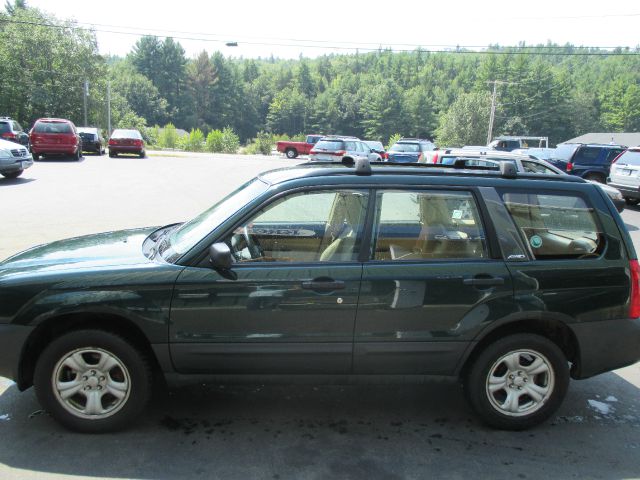 Subaru Forester 2004 photo 3