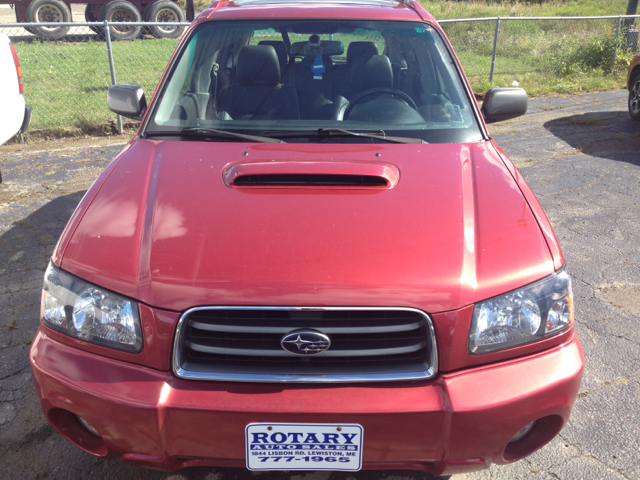 Subaru Forester 2004 photo 1