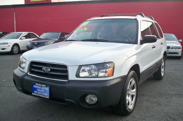 Subaru Forester 2004 photo 1