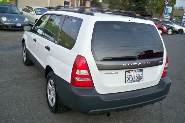 Subaru Forester 2004 photo 3