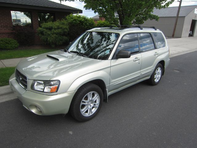 Subaru Forester 2005 photo 12