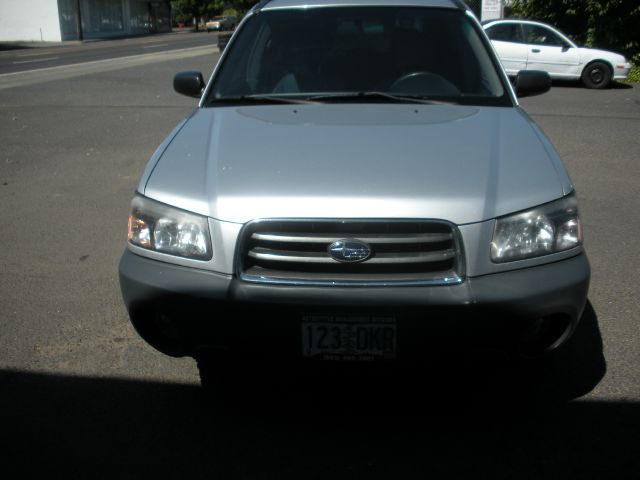 Subaru Forester 2005 photo 2