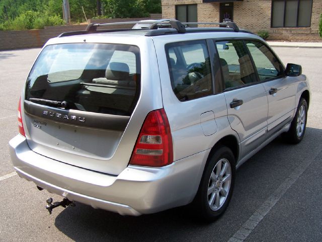 Subaru Forester 2005 photo 1