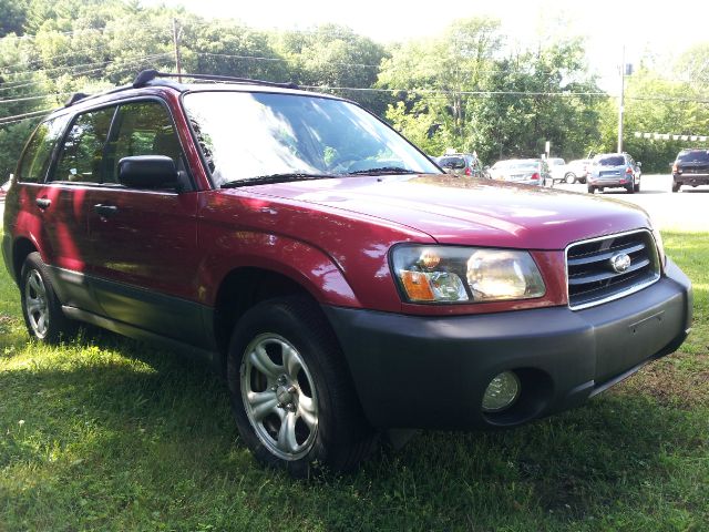 Subaru Forester 2005 photo 2