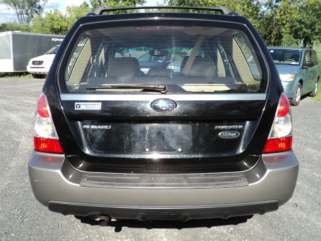 Subaru Forester 2006 photo 1