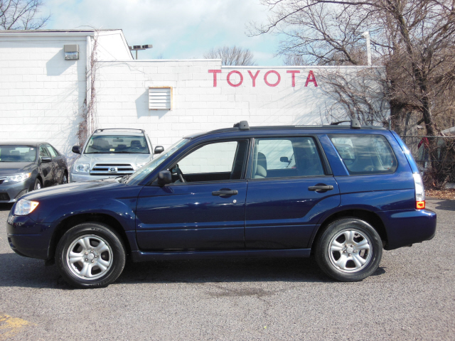 Subaru Forester 2006 photo 2