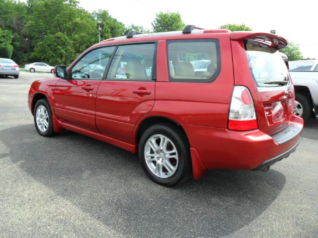 Subaru Forester 2006 photo 1