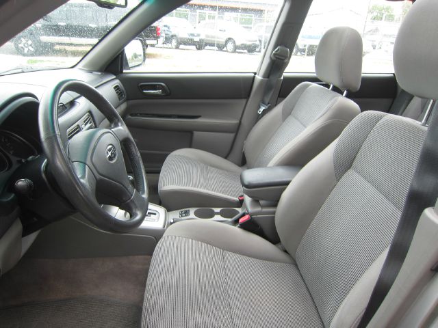 Subaru Forester 2006 photo 18