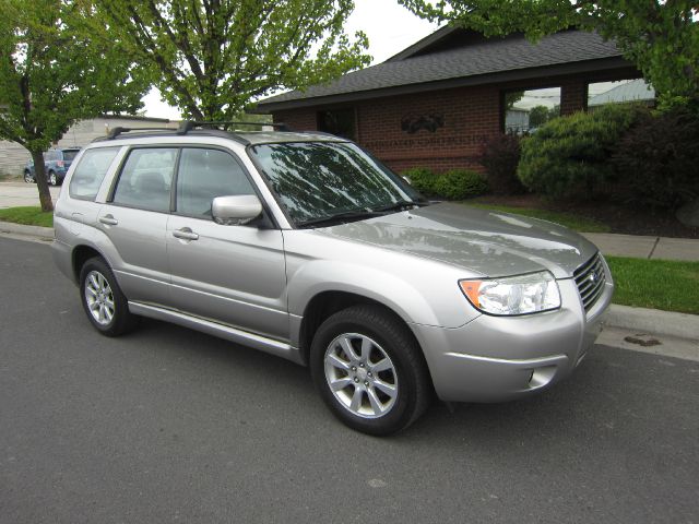 Subaru Forester 2006 photo 3