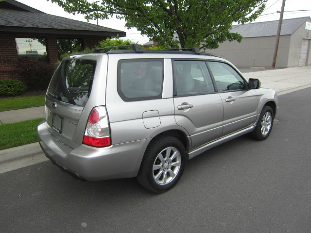 Subaru Forester 2006 photo 9