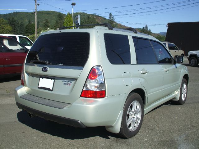 Subaru Forester 2006 photo 12