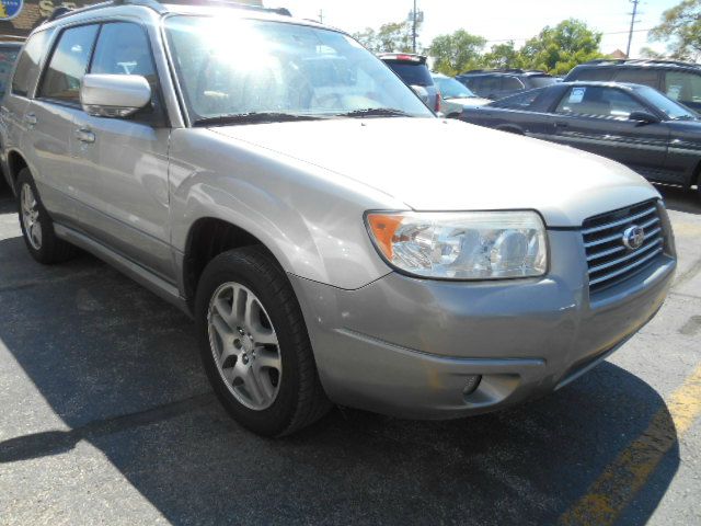 Subaru Forester 2006 photo 2