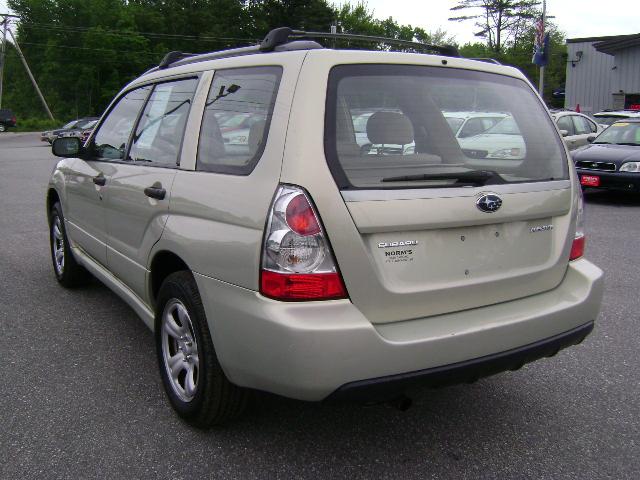 Subaru Forester 2006 photo 4