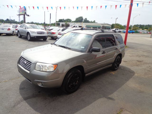 Subaru Forester 2006 photo 1