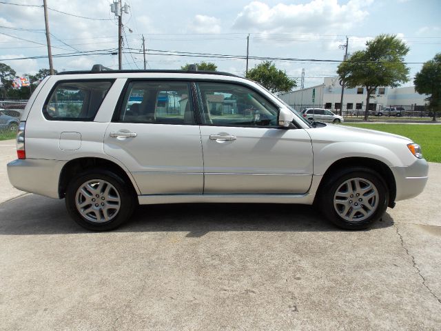 Subaru Forester 2007 photo 2